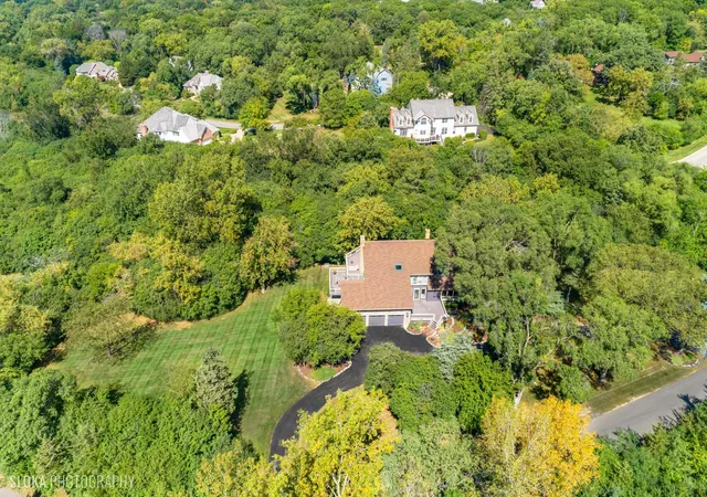 Photo 3 of Single family home for sale at 255 Indian Trl Rd, North Barrington, IL 60010 | MLS# 12728689 | Listing updated on 2026-08-26