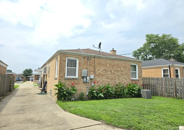 3rd image of (Undisclosed), Burnham, IL 60633 | MLS# 12728733