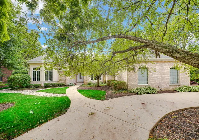 3rd image of 1820 Pennington Ct, New Lenox, IL 60451 | MLS# 12728789