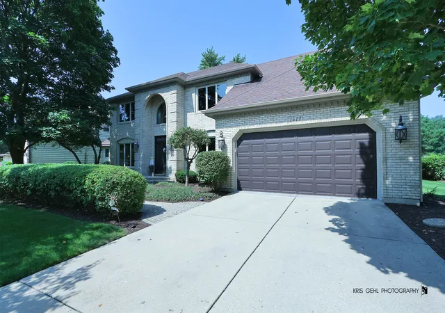 2nd image of 1412 Greenlake Dr, Aurora, IL 60502 | MLS# 12728800