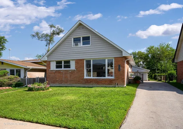 Photo 1 of Single family home for sale at 3740 167th Place, Country Club Hills, IL 60478 | MLS# 12728857 | Listing updated on 2026-08-19