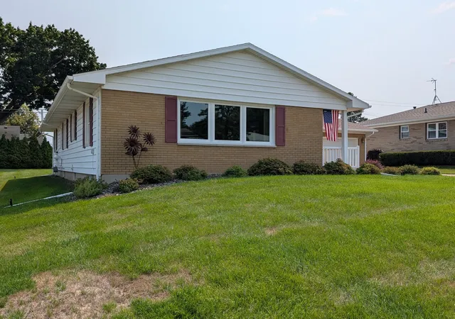 Photo 24 of Single family home for sale at 1358 Empire Ct, Freeport, IL 61032 | MLS# 12728868 | Listing updated on 2026-08-18