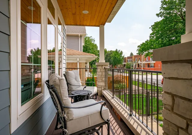 Photo 2 of Sale Pending at 3707 N Albany Ave, Chicago, IL 60618 | MLS# 12728933 | Listing updated on 2026-08-20