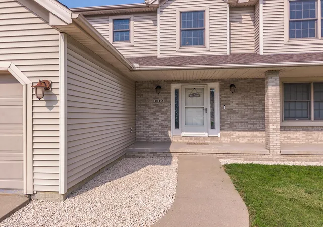 2nd image of 1219 Lodge Pole Ln, Normal, IL 61761 | MLS# 12728996