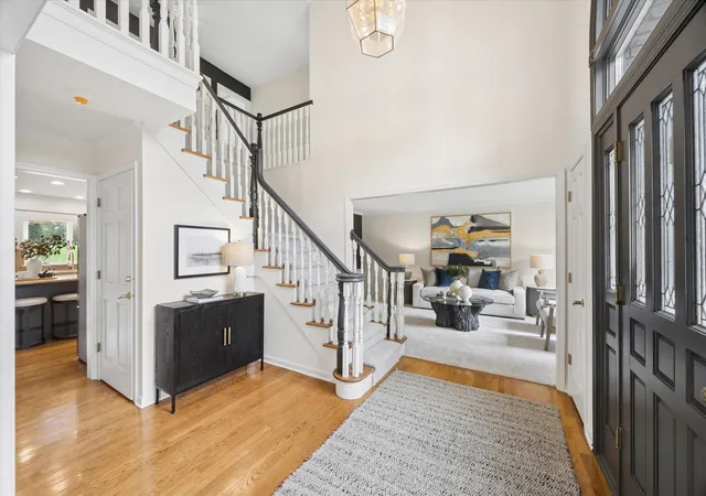 2nd image of 4012 Broadmoor Cir, Naperville, IL 60564 | MLS# 12729034
