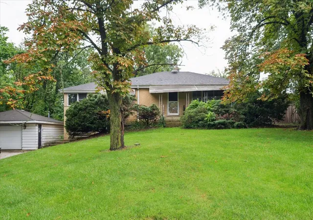 Photo 1 of Single family home for sale at 8351 W 99th Street, Palos Hills, IL 60465 | MLS# 12729093 | Listing updated on 2026-08-21