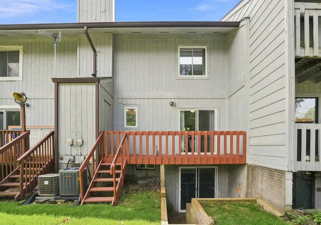 20th image of 489 44th Avenue Ct, East Moline, IL 61244 | MLS# 12729164