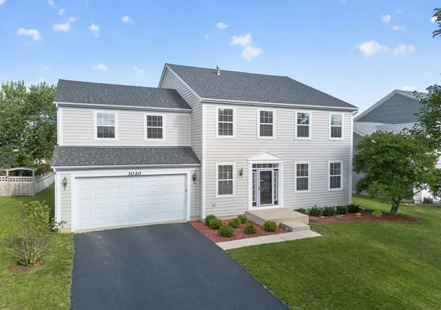 3rd image of 3020 Chalkstone Ave, Elgin, IL 60124 | MLS# 12729170