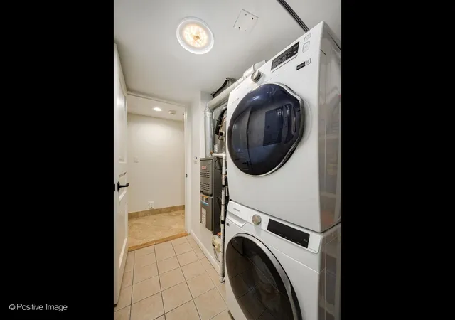 15th image of 82 E Elm St #1, Chicago, IL 60611 | MLS# 12729172