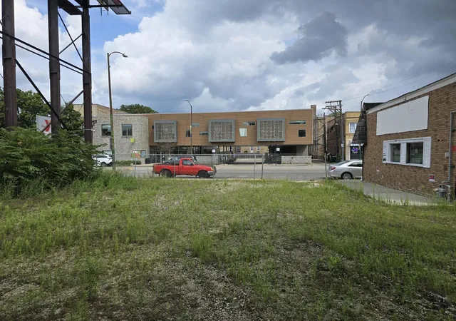 Photo 3 of Land for sale at 7216 N Western Ave, Chicago, IL 60645 | MLS# 12729176 | Listing updated on 2026-08-20