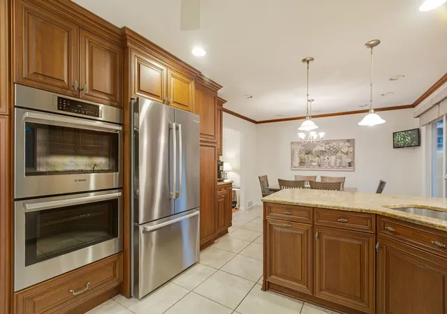 4th image of 1685 Dartmouth Ln, Deerfield, IL 60015 | MLS# 12729185