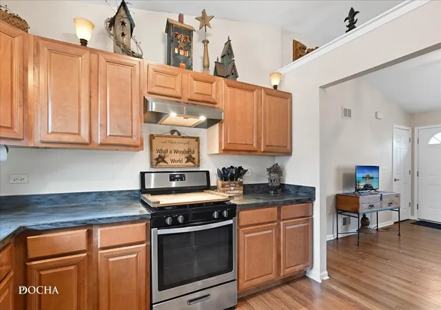 Photo 3 of Single family home for sale at 190 N Juniper St, Cortland, IL 60112 | MLS# 12729244 | Listing updated on 2026-08-25