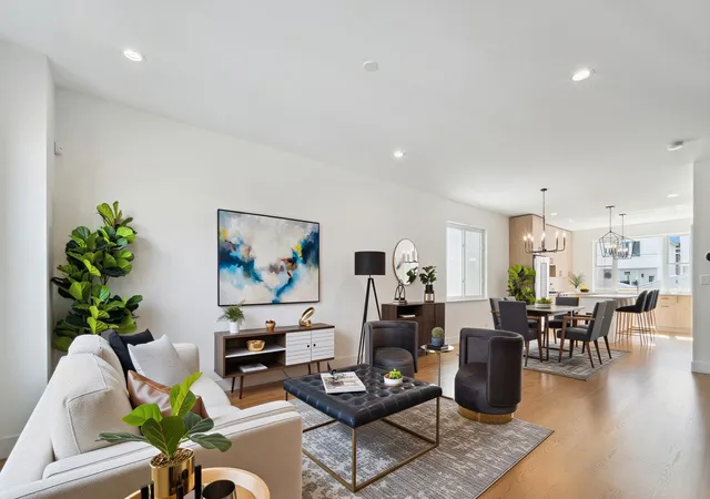 Photo 2 of Single family home for sale at 2519 W Fillmore St, Chicago, IL 60612 | MLS# 12729296 | Listing updated on 2026-08-21