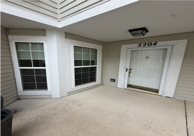 2nd image of 2204 Scott Ln #2204, Aurora, IL 60502 | MLS# 12729330
