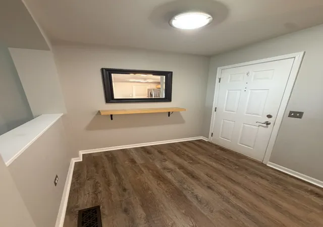 3rd image of 2204 Scott Ln #2204, Aurora, IL 60502 | MLS# 12729330