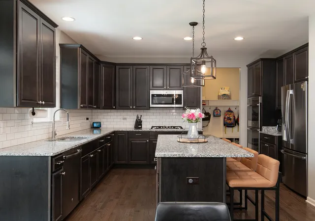 image of 16155 W Sagebrook Dr, Lockport, IL 60441 | MLS# 12729333
