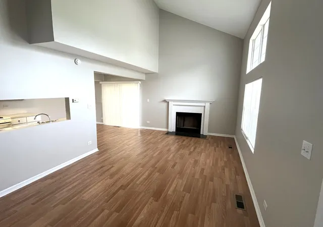 Photo 2 of Townhouse for sale at 341 Wisteria Dr #341, Streamwood, IL 60107 | MLS# 12729336 | Listing updated on 2026-08-25