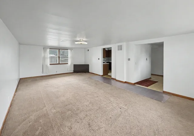 4th image of 305 E Cherry St #3, Watseka, IL 60970 | MLS# 12729379