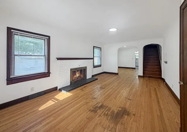 Photo 4 of House for sale at 903-905 S Park Blvd, Freeport, IL 61032 | MLS# 12729383 | Listing updated on 2026-10-01