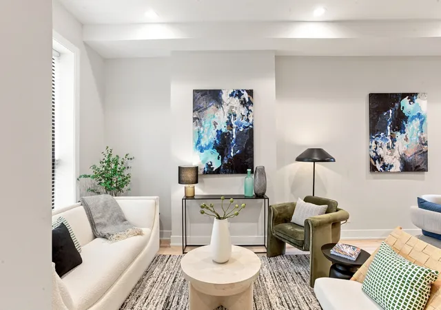 Photo 3 of Single family home for sale at 435 E 46th Place, Chicago, IL 60653 | MLS# 12729460 | Listing updated on 2026-08-25