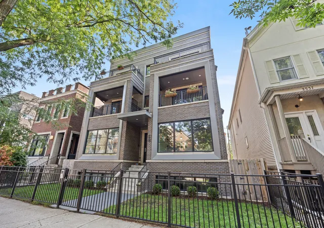 Photo 1 of Sale Pending at 2541 N Wayne Ave #1S, Chicago, IL 60614 | MLS# 12729475 | Listing updated on 2026-09-06