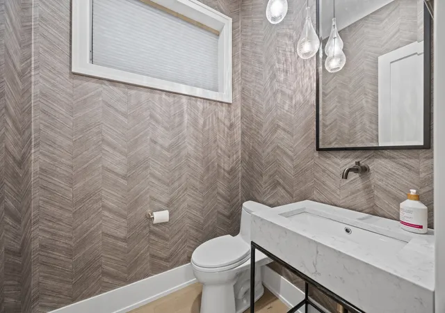 Photo 4 of Sale Pending at 2541 N Wayne Ave #1S, Chicago, IL 60614 | MLS# 12729475 | Listing updated on 2026-09-06