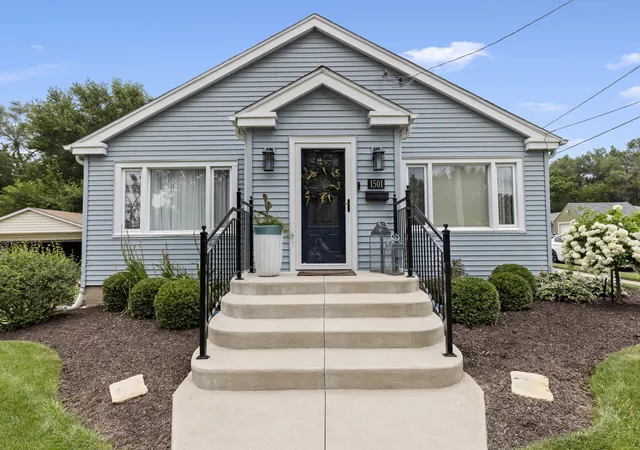 2nd image of 1501 Victoria Ave, Rockford, IL 61102 | MLS# 12729488