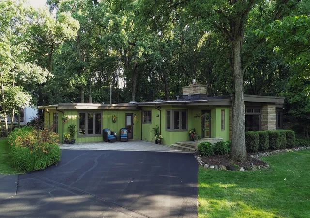 3rd image of 8623 S Roma Rd, Palos Park, IL 60464 | MLS# 12729514