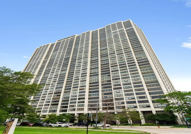 1st image of 2800 N Lake Shore Dr #2015, Chicago, IL 60657 | MLS# 12729543