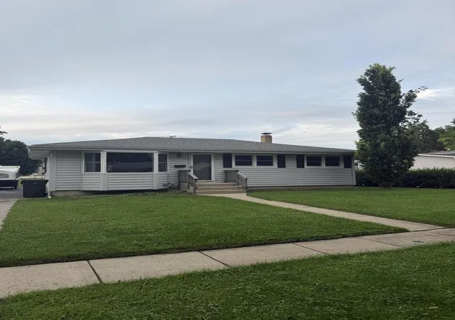 1st image of 48 W Wagner Dr, Cary, IL 60013 | MLS# 12729591
