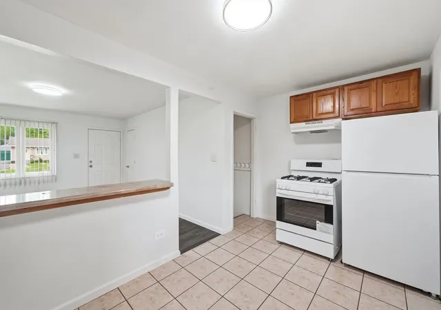 Photo 3 of Single family home for sale at 2123 N Mcaree Rd, Waukegan, IL 60087 | MLS# 12729612 | Listing updated on 2026-10-03