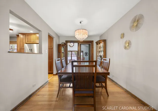 Photo 4 of Single family home for sale at 420 Pierce Ave, Roselle, IL 60172 | MLS# 12729627 | Listing updated on 2026-09-03
