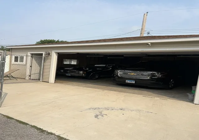 10th image of 22 Arrowhead Dr, Thornton, IL 60476 | MLS# 12729641