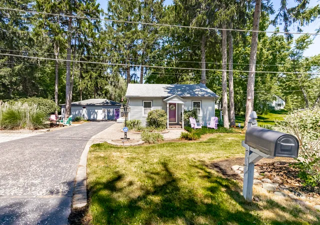 Photo 1 of Single family home for sale at 1120 W Wood St, Palatine, IL 60067 | MLS# 12729649 | Listing updated on 2026-08-18