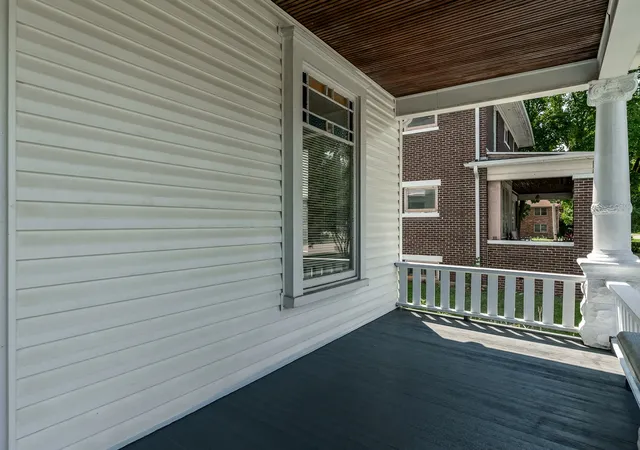 2nd image of 2007 E State St, Rockford, IL 61104 | MLS# 12729686