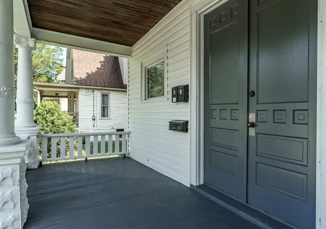 3rd image of 2007 E State St, Rockford, IL 61104 | MLS# 12729686