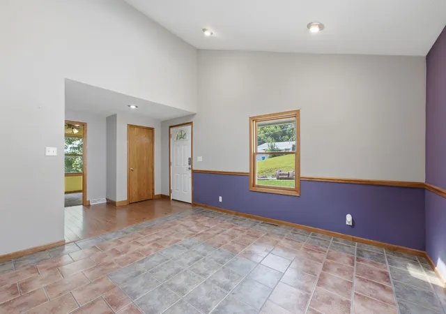 Photo 4 of Single family home for sale at 401 Walnut St, Port Byron, IL 61275 | MLS# 12729745 | Listing updated on 2026-09-05