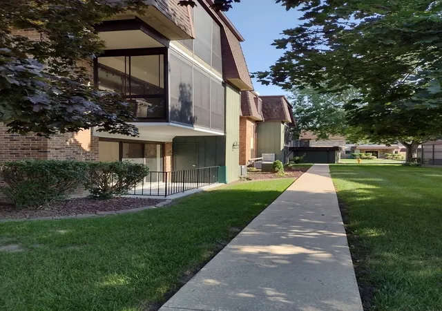 Photo 2 of Condo for sale at 9165 North Rd #F, Palos Hills, IL 60465 | MLS# 12729785 | Listing updated on 2026-09-06
