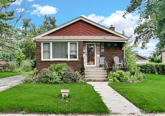 2nd image of 18431 Marshfield Ave, Homewood, IL 60430 | MLS# 12729794