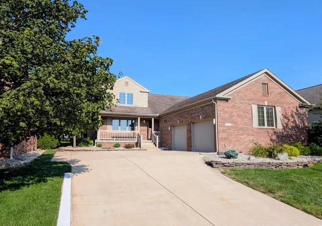 2nd image of 2909 Greystone Pl, Champaign, IL 61822 | MLS# 12729875