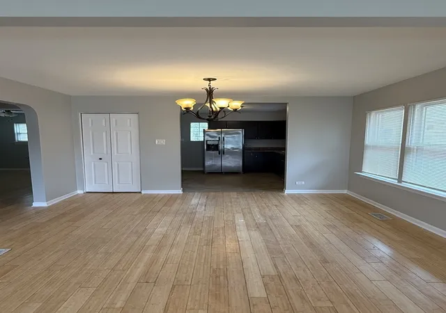 Photo 3 of Single family home for sale at 4221 Wenonah Ave, Stickney, IL 60402 | MLS# 12729888 | Listing updated on 2026-09-18