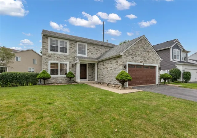 1st image of 1 Stratford Ct, South Elgin, IL 60177 | MLS# 12729911