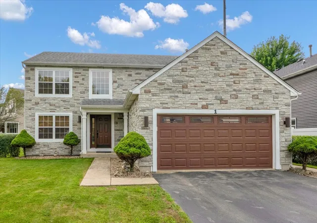 3rd image of 1 Stratford Ct, South Elgin, IL 60177 | MLS# 12729911
