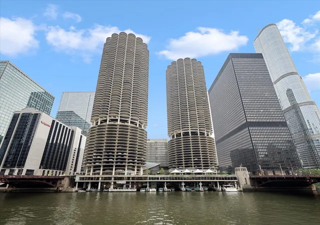 Photo 2 of Condo for sale at 300 N State St #3206, Chicago, IL 60654 | MLS# 12729933 | Listing updated on 2026-08-25