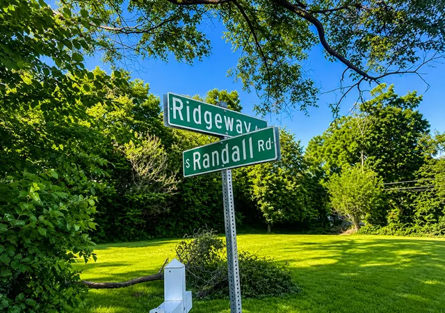 Photo 2 of Land for sale at 1341 Ridgeway Ave, Aurora, IL 60506 | MLS# 12730041 | Listing updated on 2026-08-19