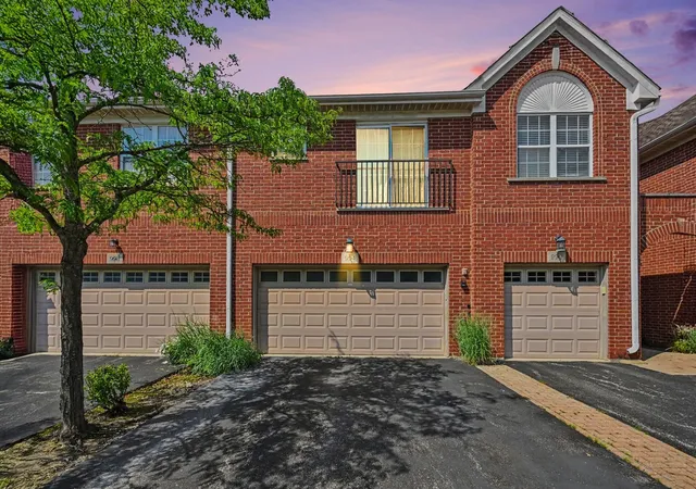 1st image of 994 Kensington Dr, Northbrook, IL 60062 | MLS# 12730061