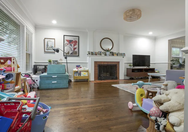 2nd image of 11617 S Maplewood Ave, Chicago, IL 60655 | MLS# 12730112