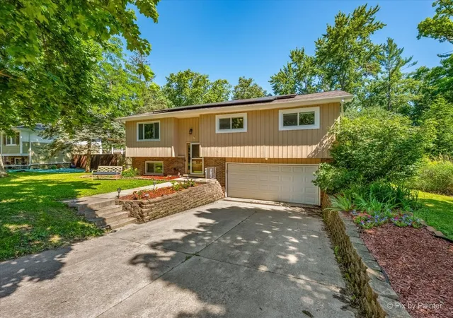 Photo 1 of Single family home for sale at 29w264 Lee Rd, West Chicago, IL 60185 | MLS# 12730331 | Listing updated on 2026-09-04
