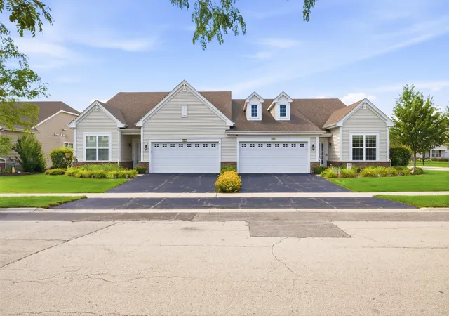 1st image of 635 N Falls Cir, Pingree Grove, IL 60140 | MLS# 12730366