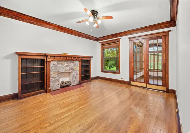 Listing Photo 4 - Condo for sale in building located at 5433 S Greenwood Ave, Chicago, IL 60615 - Unit #2